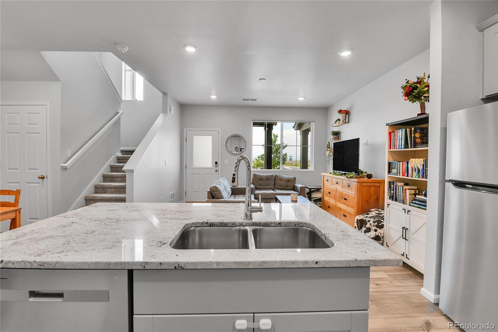 MLS Image #7 for 6350 n lisbon street,aurora, Colorado