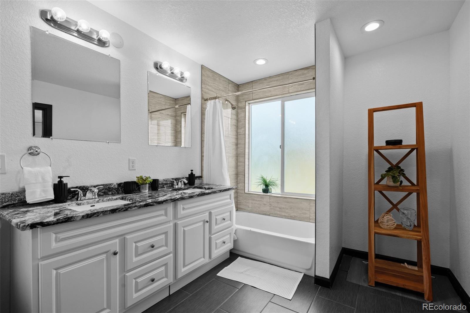 MLS Image #20 for 3275 w hawthorne place,denver, Colorado