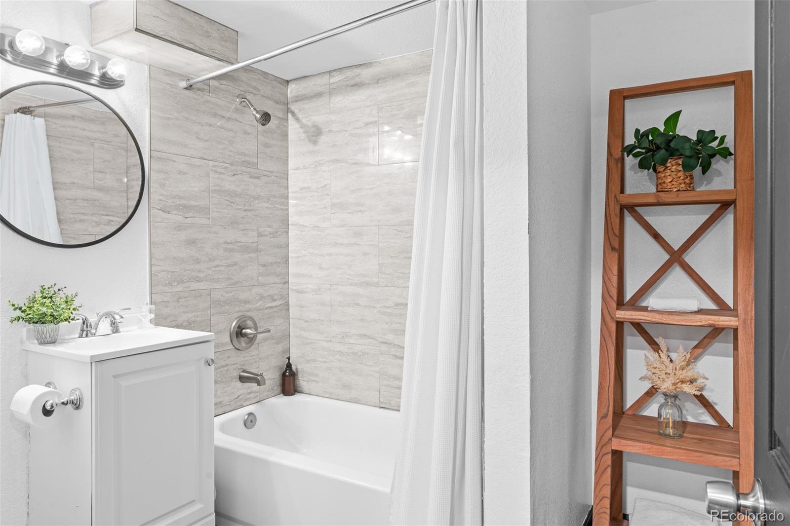 MLS Image #28 for 3275 w hawthorne place,denver, Colorado