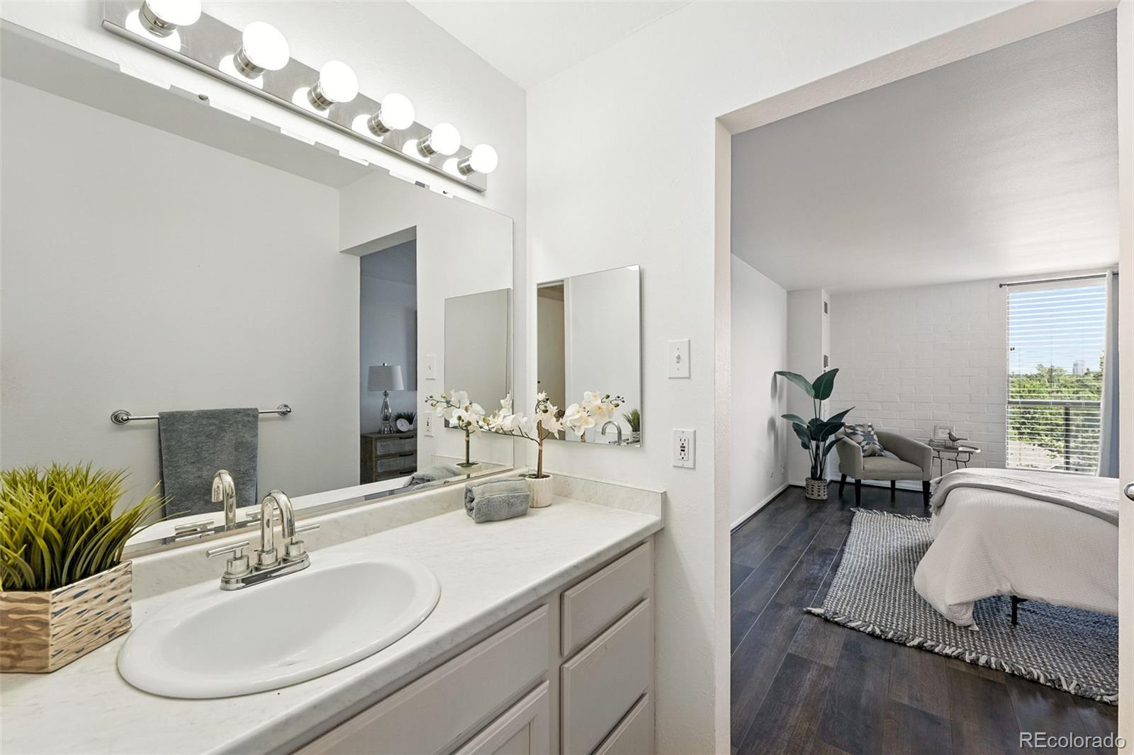 MLS Image #19 for 460 s marion parkway,denver, Colorado