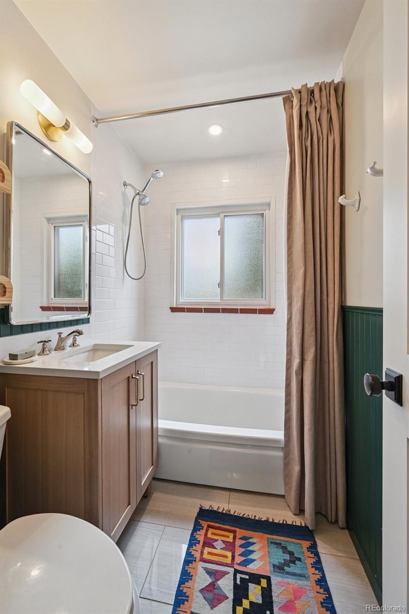 MLS Image #10 for 2965 s gilpin street,denver, Colorado
