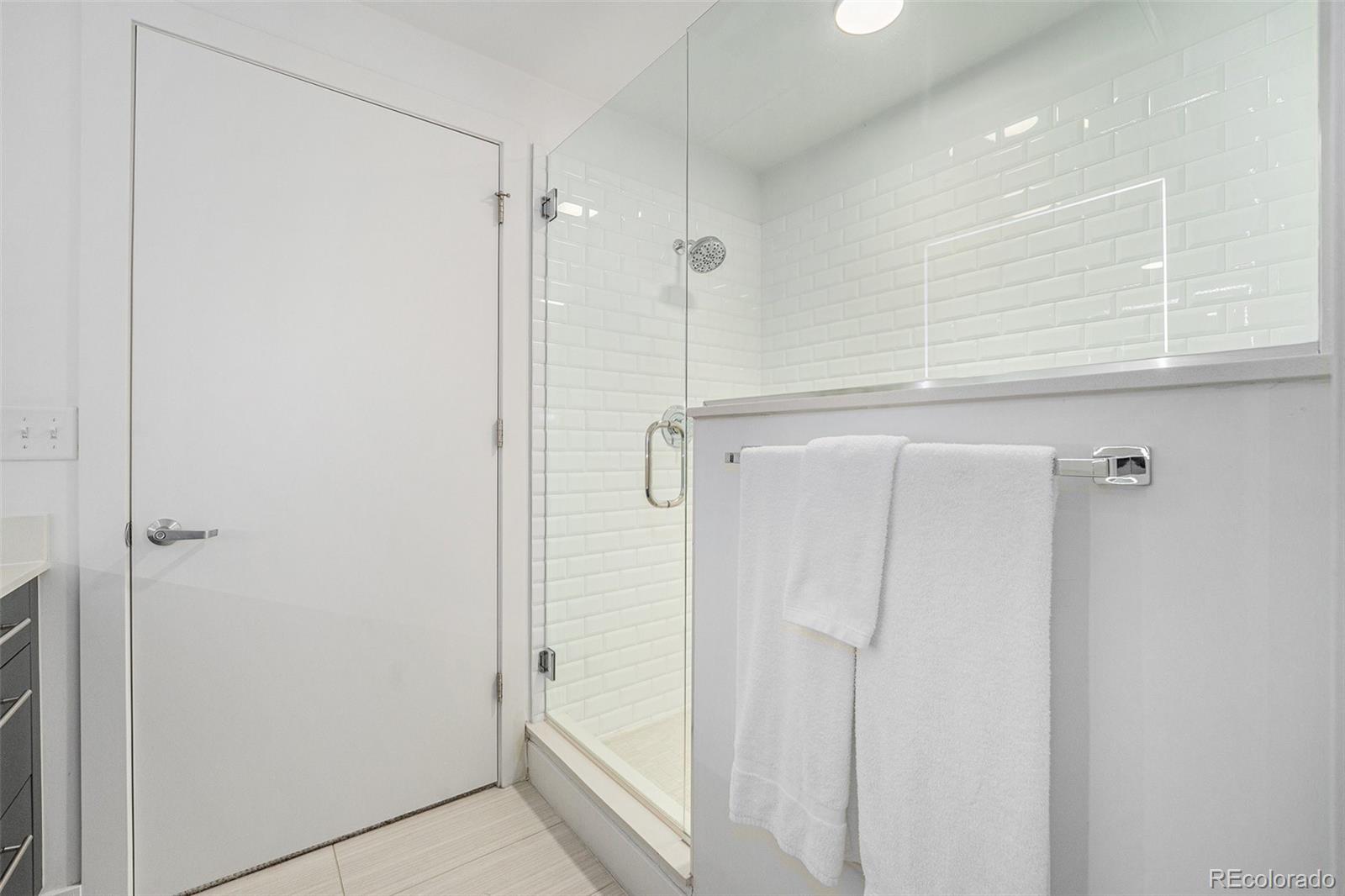 MLS Image #14 for 2530  lawrence street,denver, Colorado