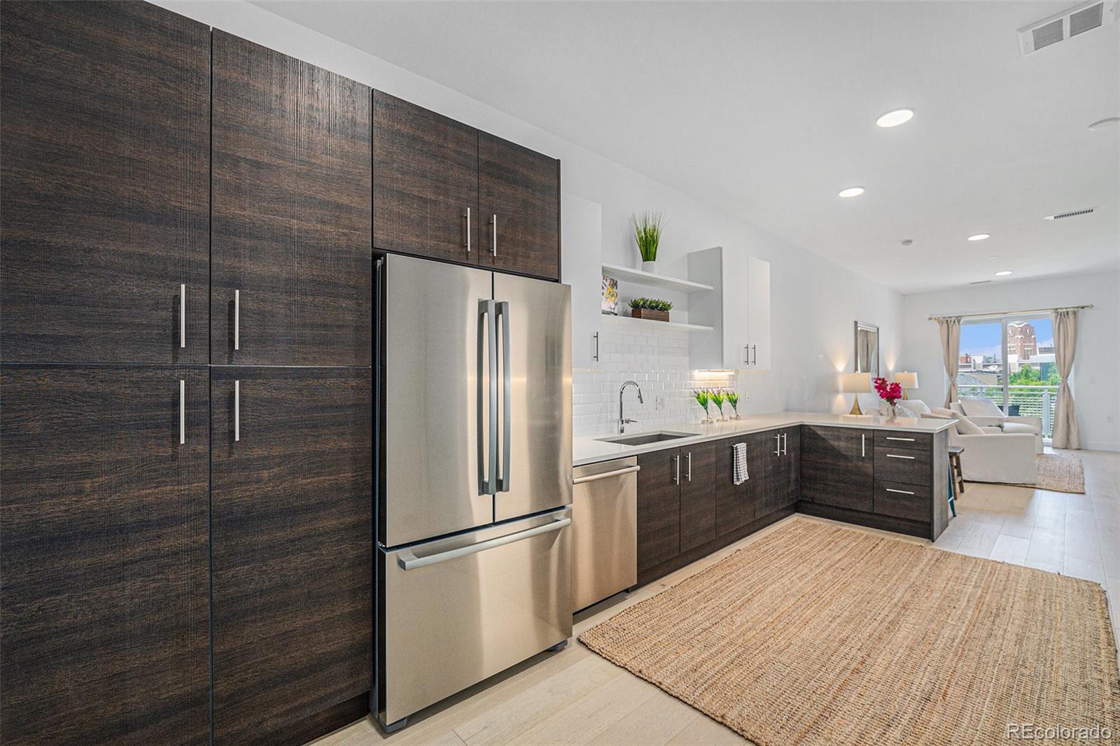 MLS Image #4 for 2530  lawrence street,denver, Colorado