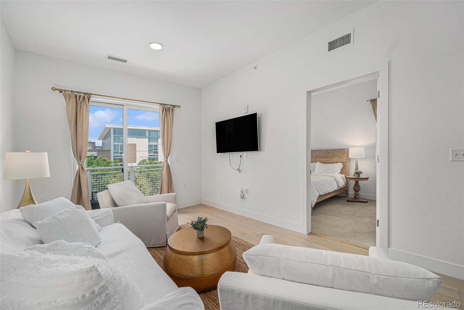 MLS Image #8 for 2530  lawrence street,denver, Colorado