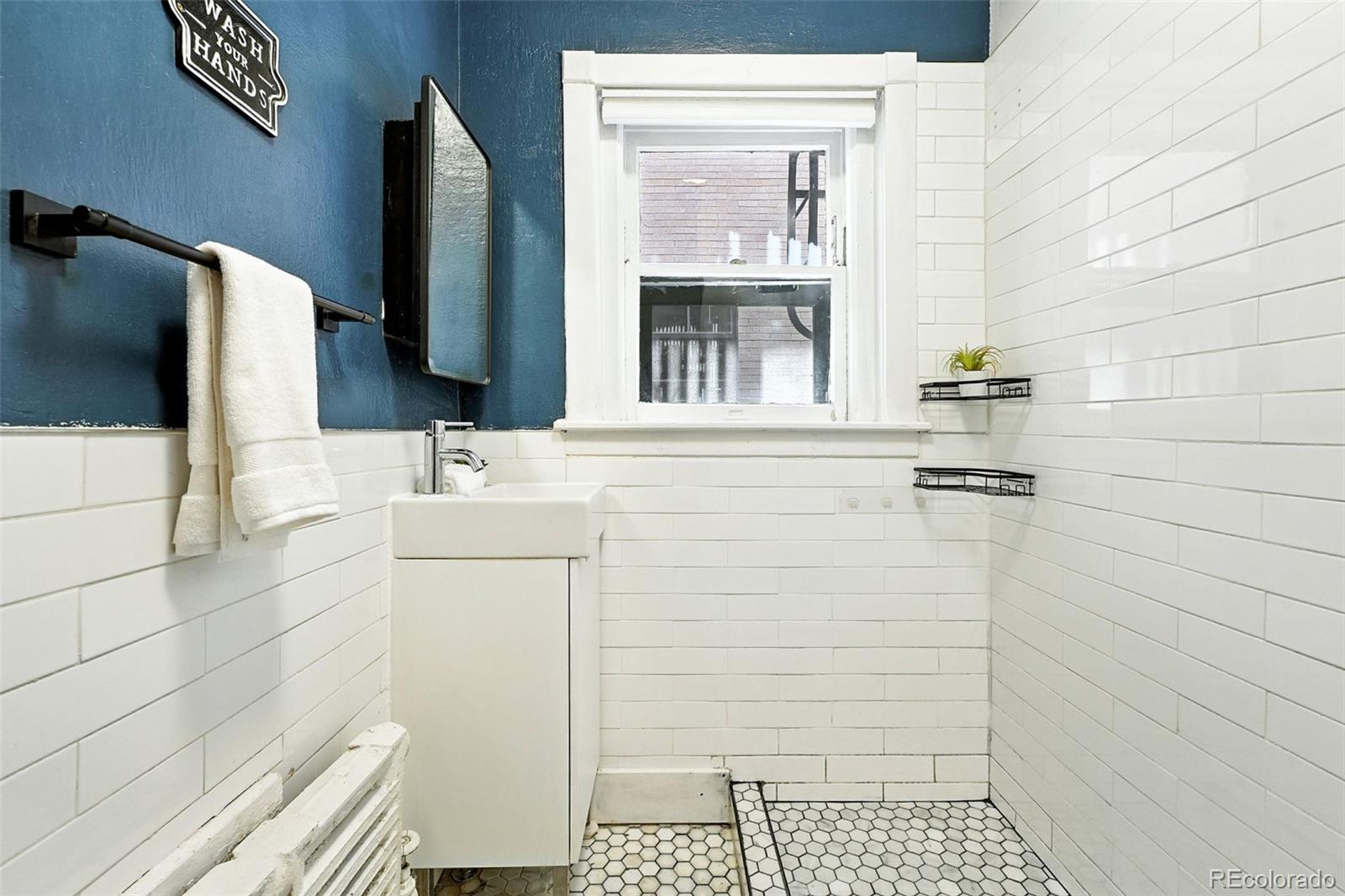 MLS Image #22 for 1137 n sherman street,denver, Colorado