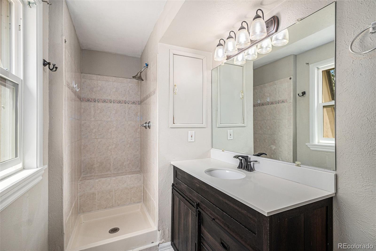 MLS Image #11 for 8727 e girard avenue,denver, Colorado