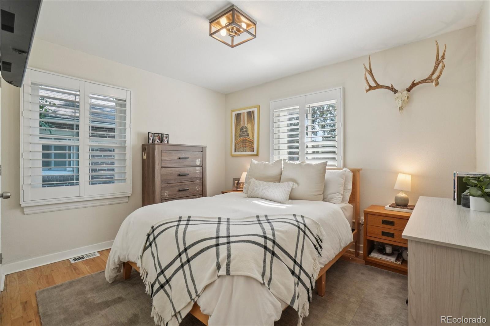 MLS Image #10 for 1416  willow street,denver, Colorado