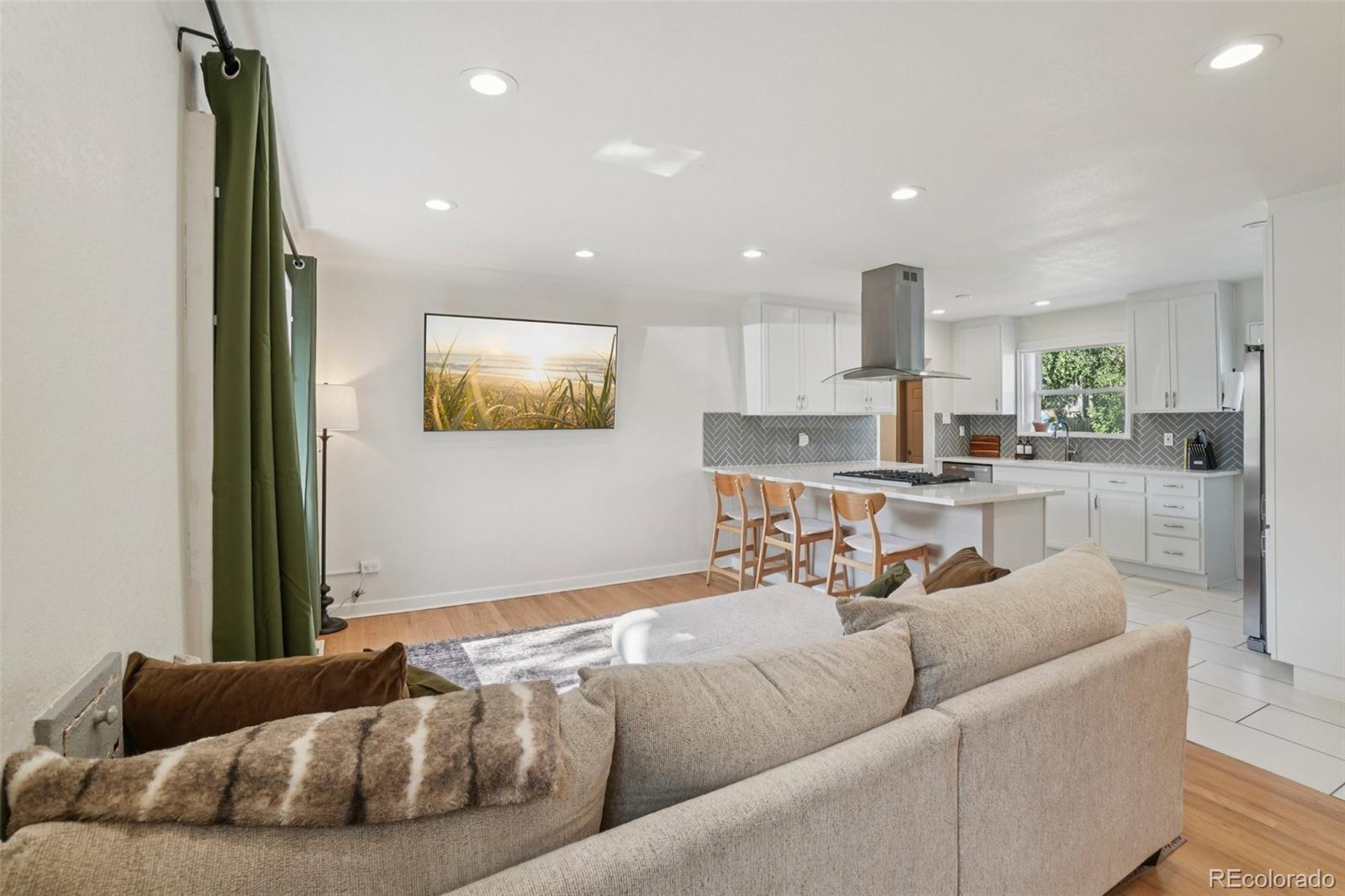 MLS Image #3 for 1416  willow street,denver, Colorado