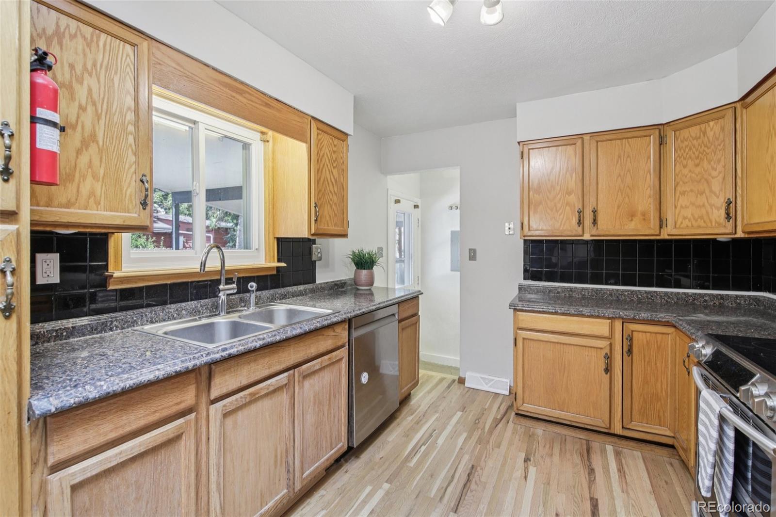 MLS Image #9 for 3641 e 90th place,thornton, Colorado