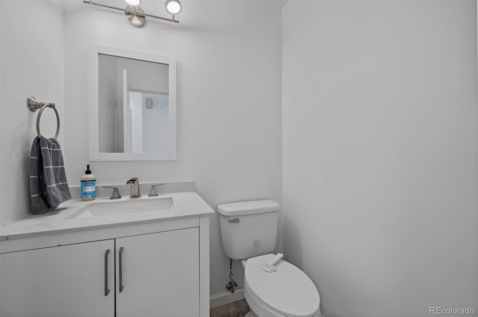 MLS Image #11 for 4246 s granby street,aurora, Colorado