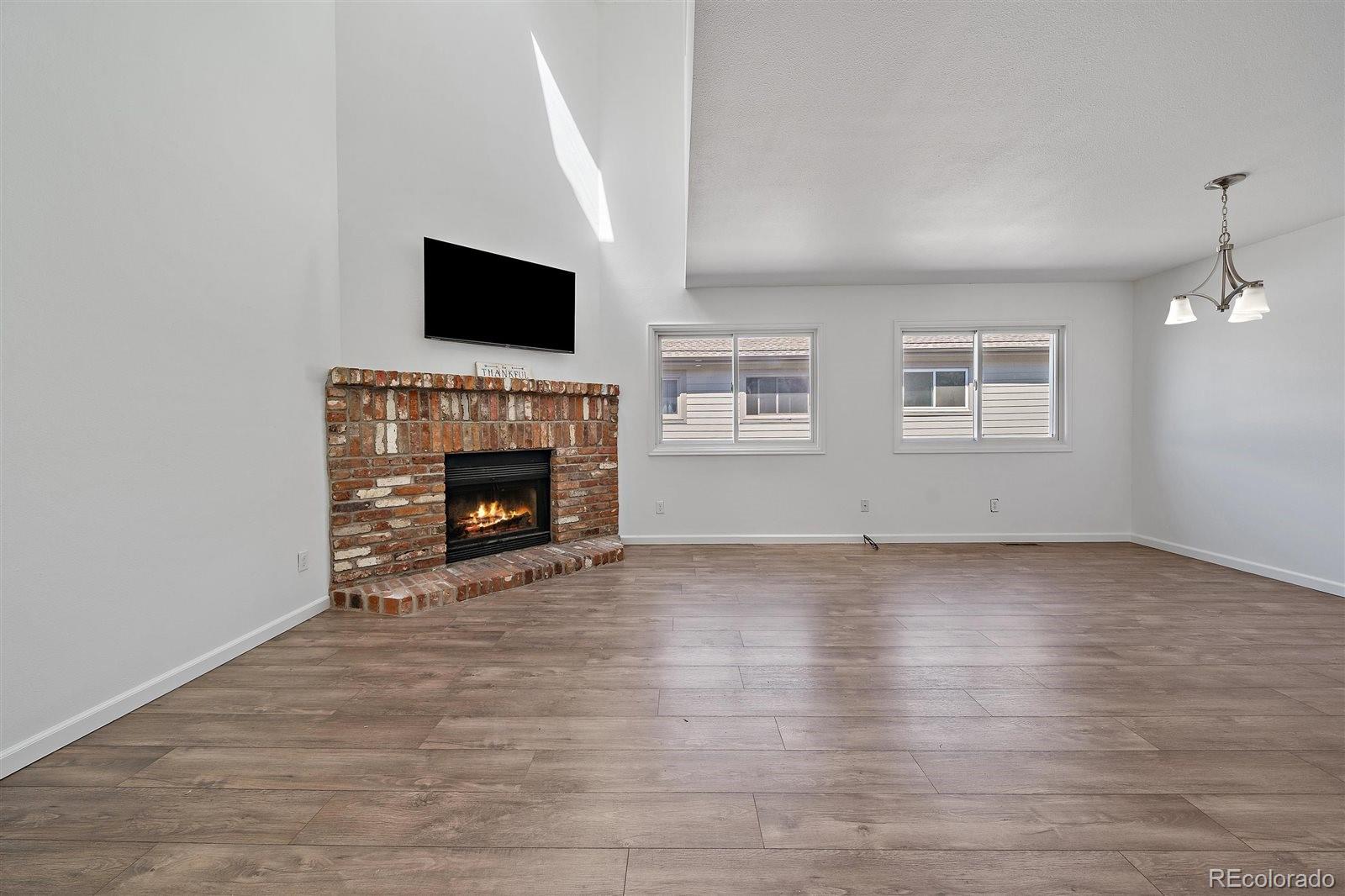 MLS Image #3 for 4246 s granby street,aurora, Colorado