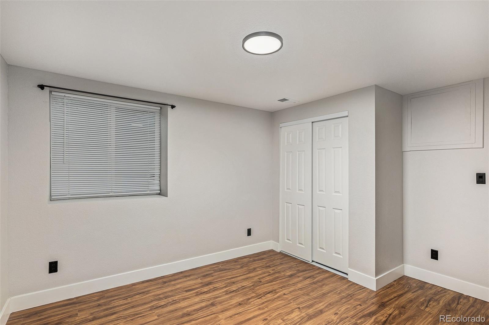 MLS Image #14 for 10051 e walsh place,denver, Colorado