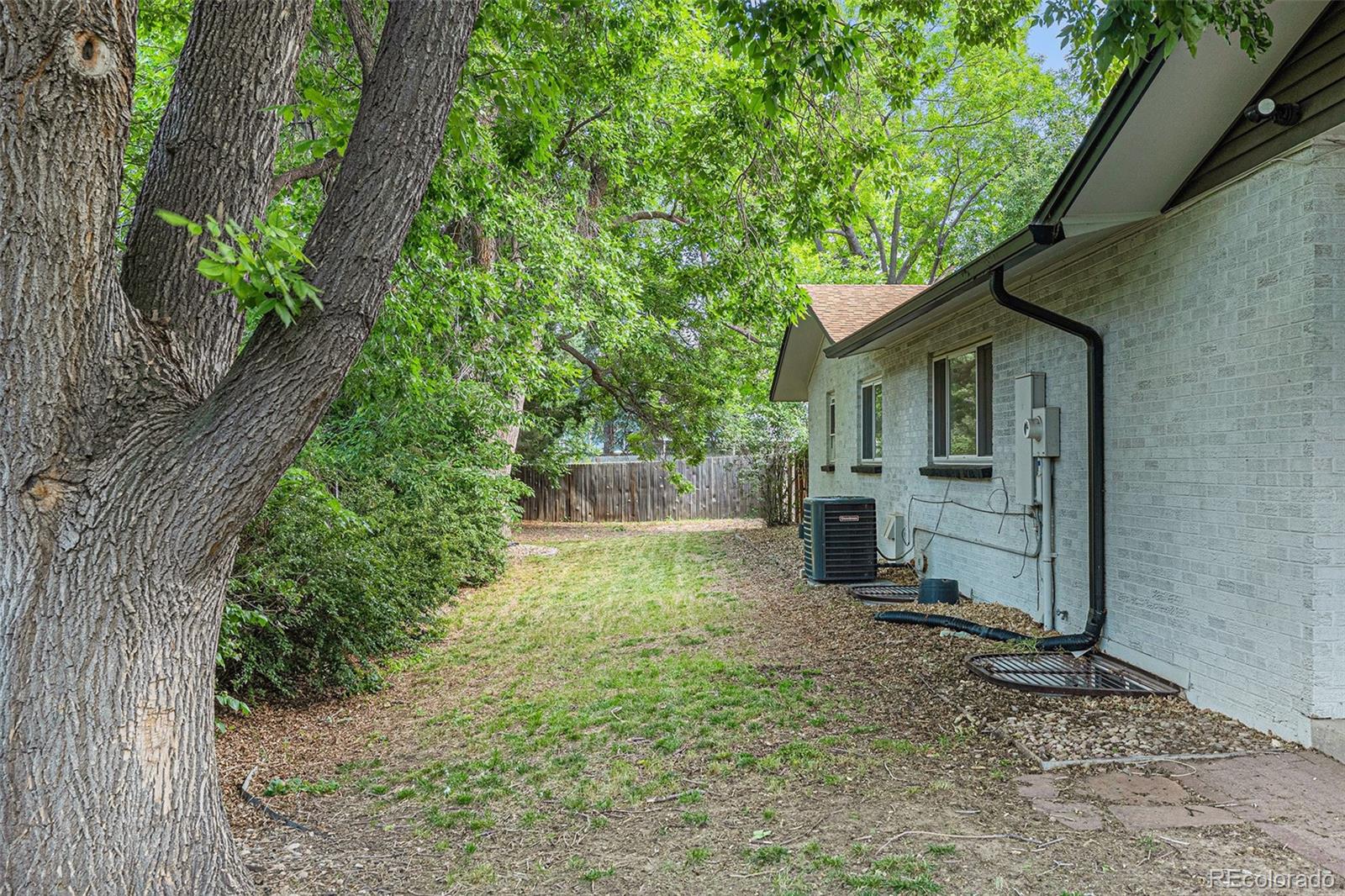 MLS Image #20 for 10051 e walsh place,denver, Colorado