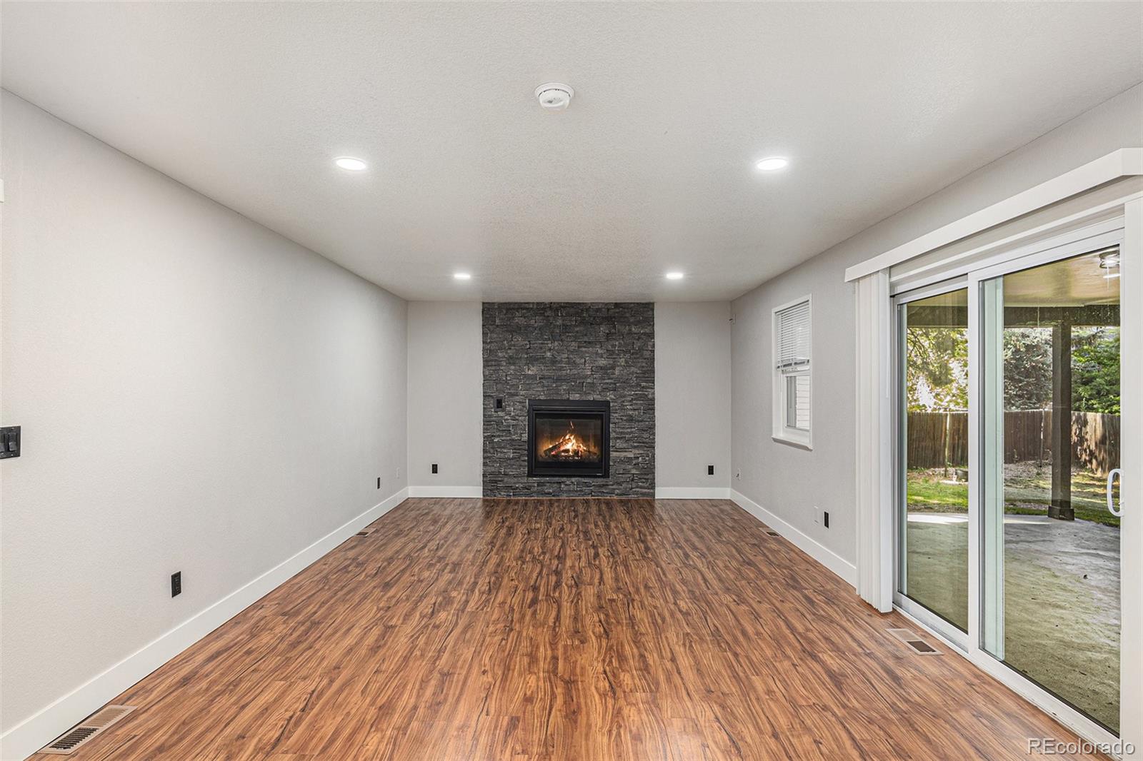 MLS Image #3 for 10051 e walsh place,denver, Colorado