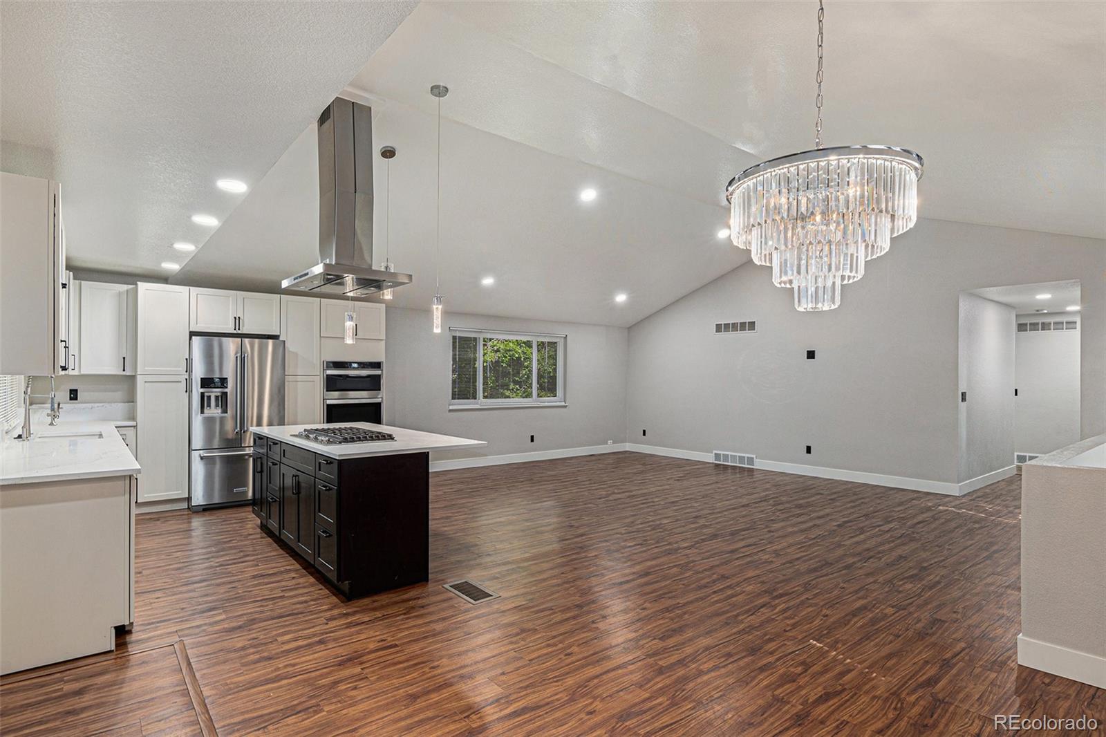 MLS Image #5 for 10051 e walsh place,denver, Colorado