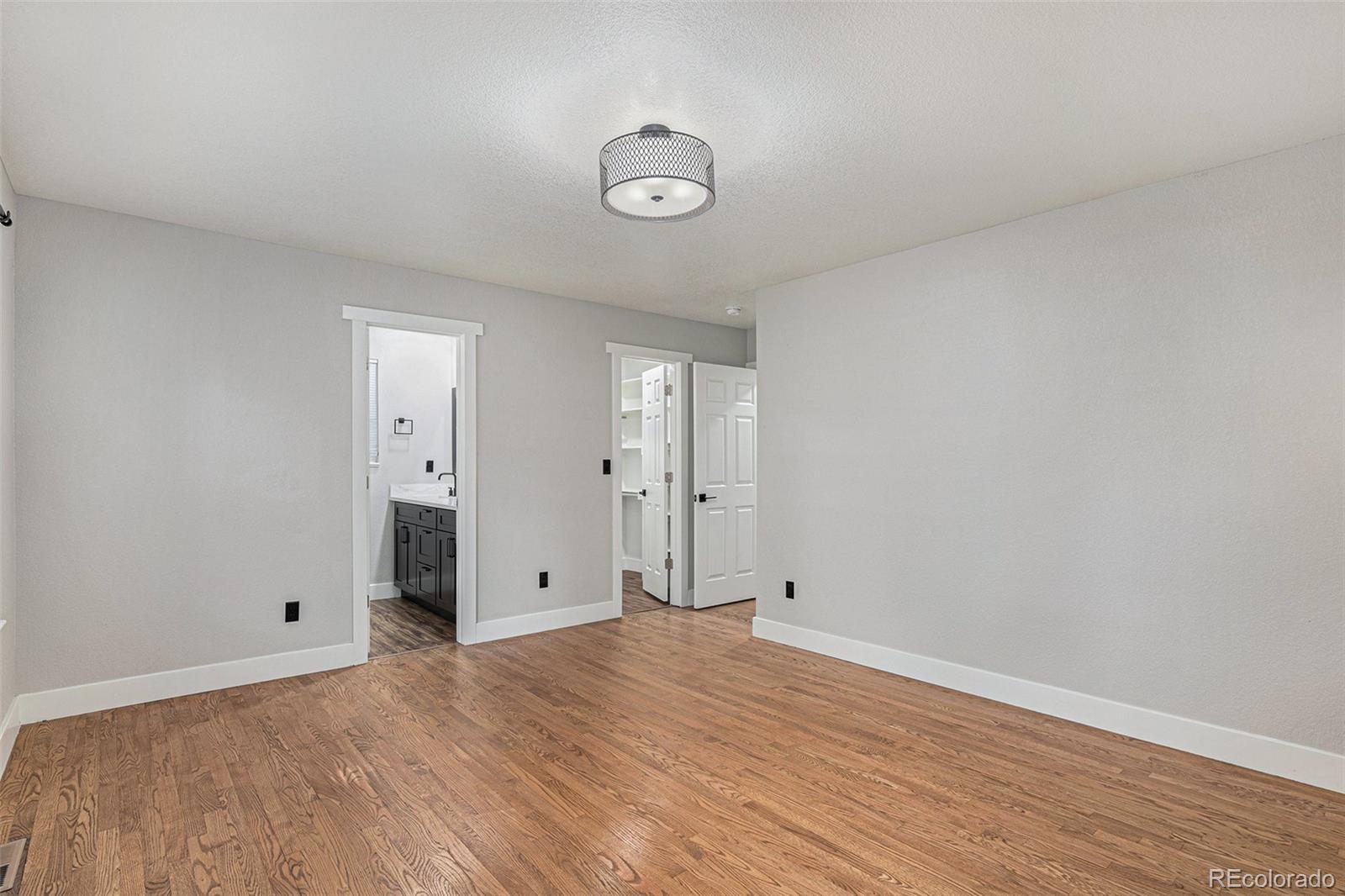 MLS Image #8 for 10051 e walsh place,denver, Colorado