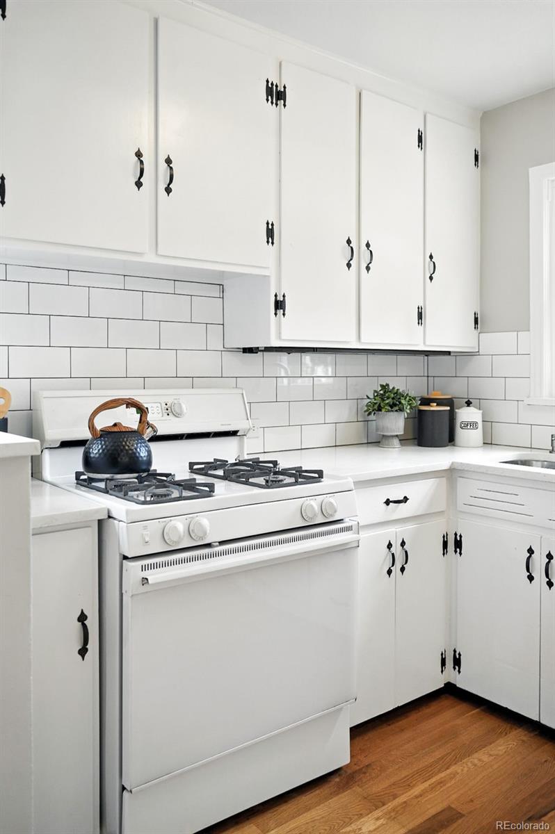 MLS Image #12 for 2000 s king street,denver, Colorado
