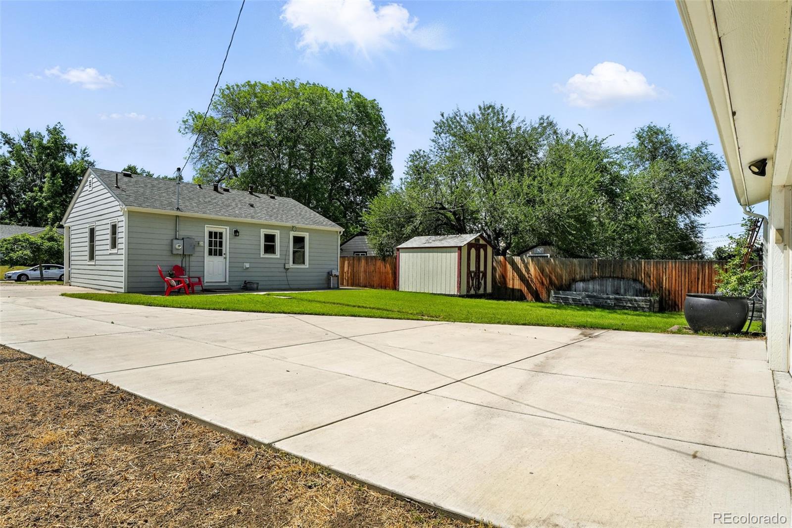 MLS Image #39 for 2000 s king street,denver, Colorado