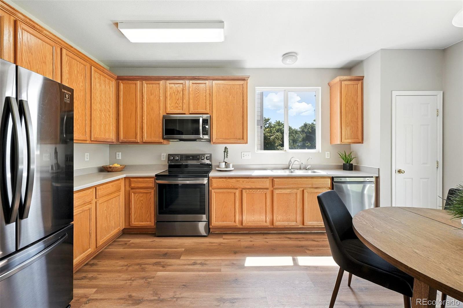 MLS Image #10 for 15664 e 97th avenue,commerce city, Colorado