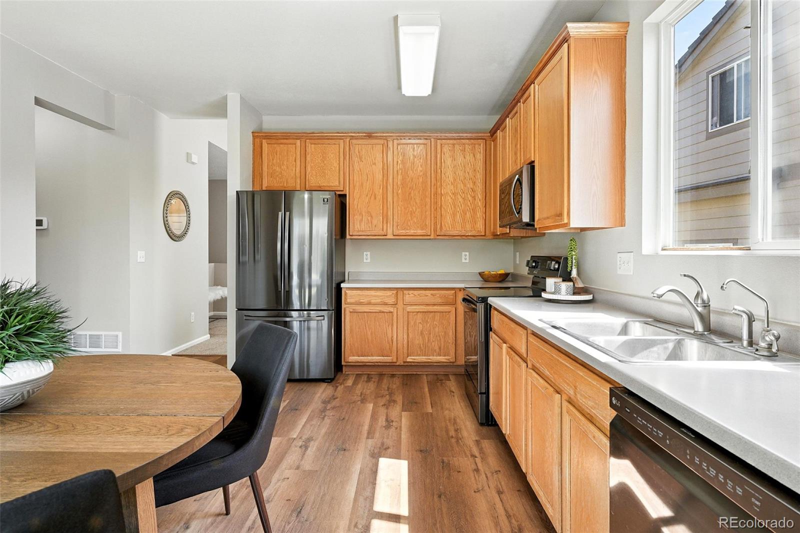 MLS Image #11 for 15664 e 97th avenue,commerce city, Colorado