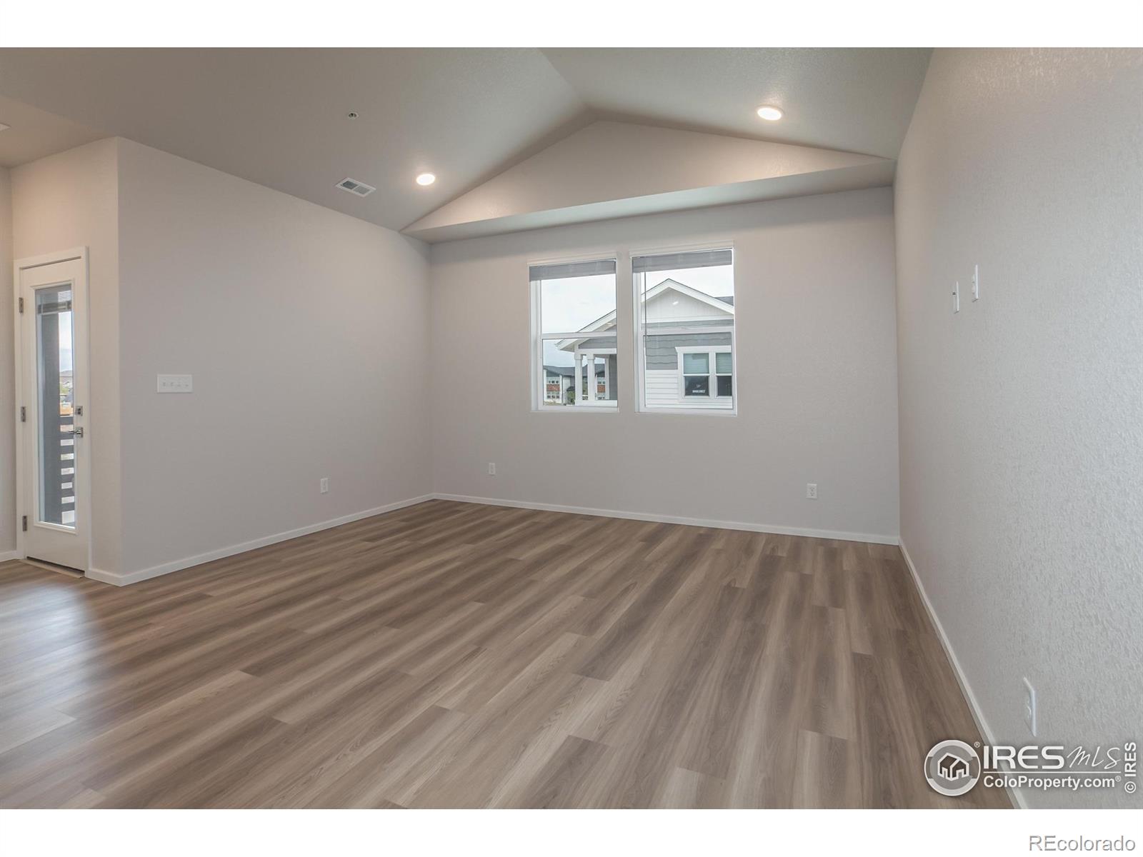 MLS Image #10 for 2120  falling leaf drive,windsor, Colorado