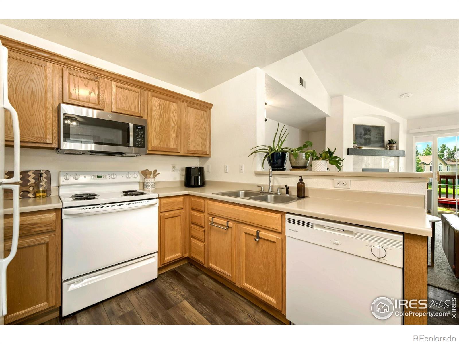MLS Image #10 for 3002 w elizabeth street,fort collins, Colorado