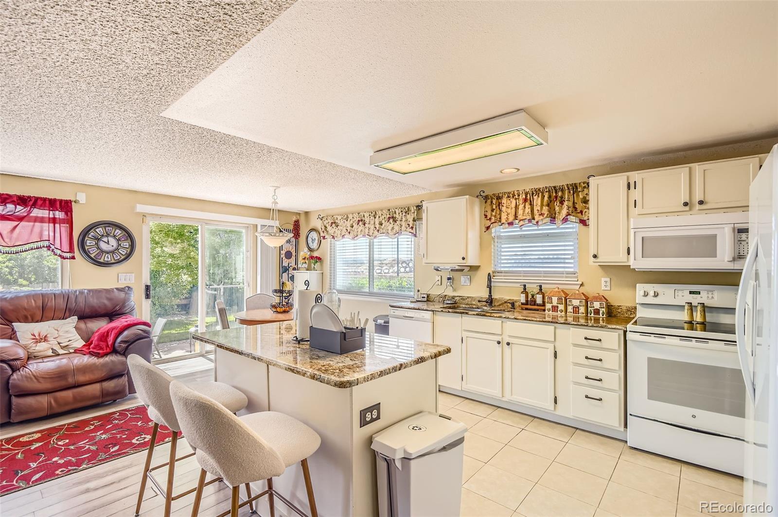 MLS Image #6 for 4276 s tempe court,aurora, Colorado