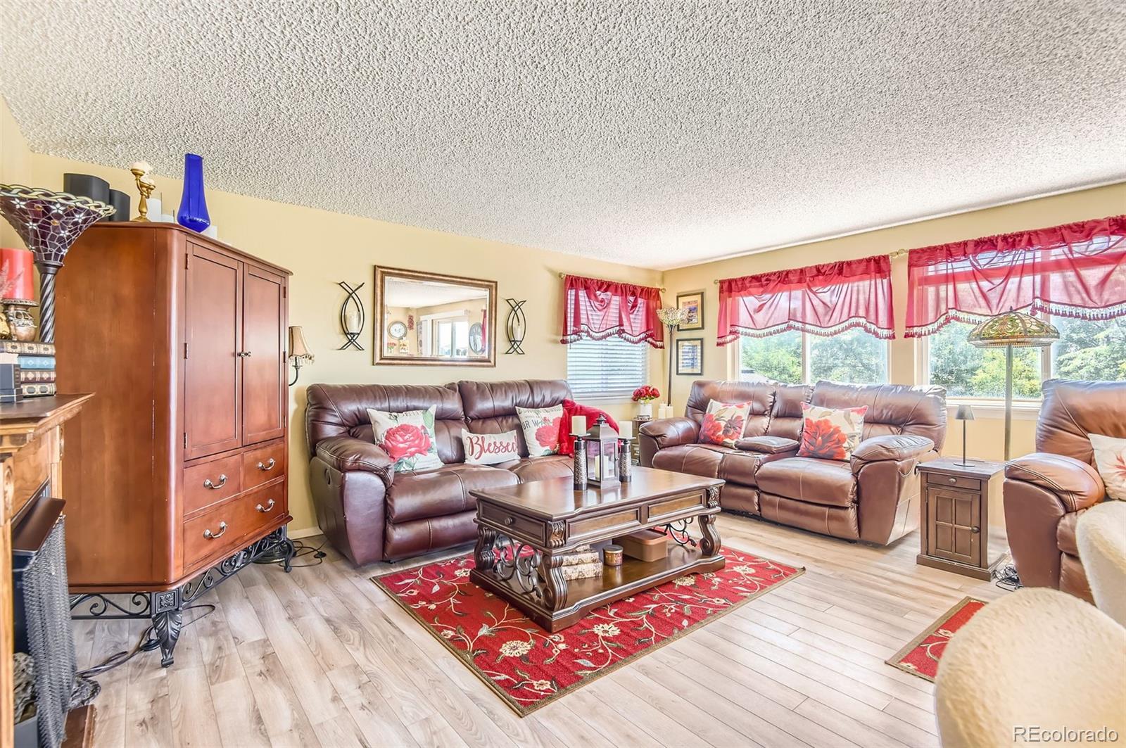 MLS Image #9 for 4276 s tempe court,aurora, Colorado