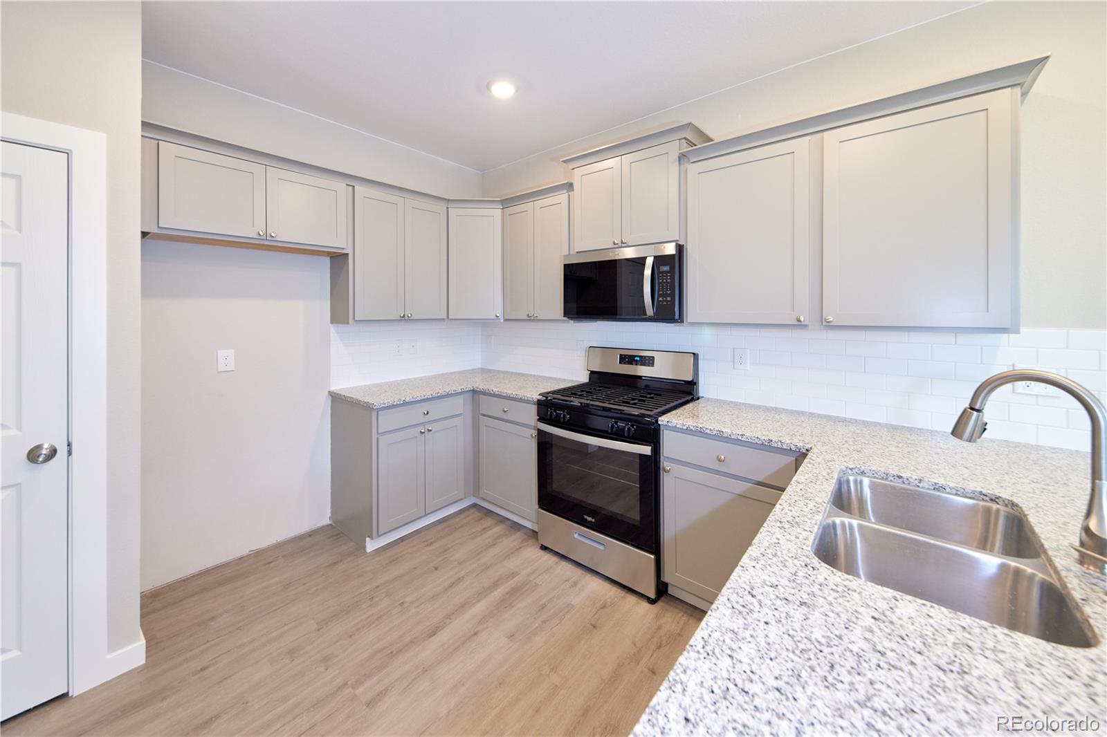 MLS Image #6 for 21854 e 9th place,aurora, Colorado
