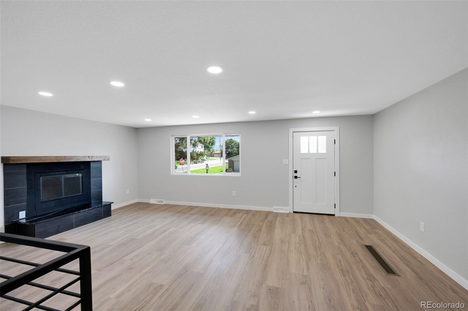 MLS Image #11 for 9227 w 67th avenue,arvada, Colorado
