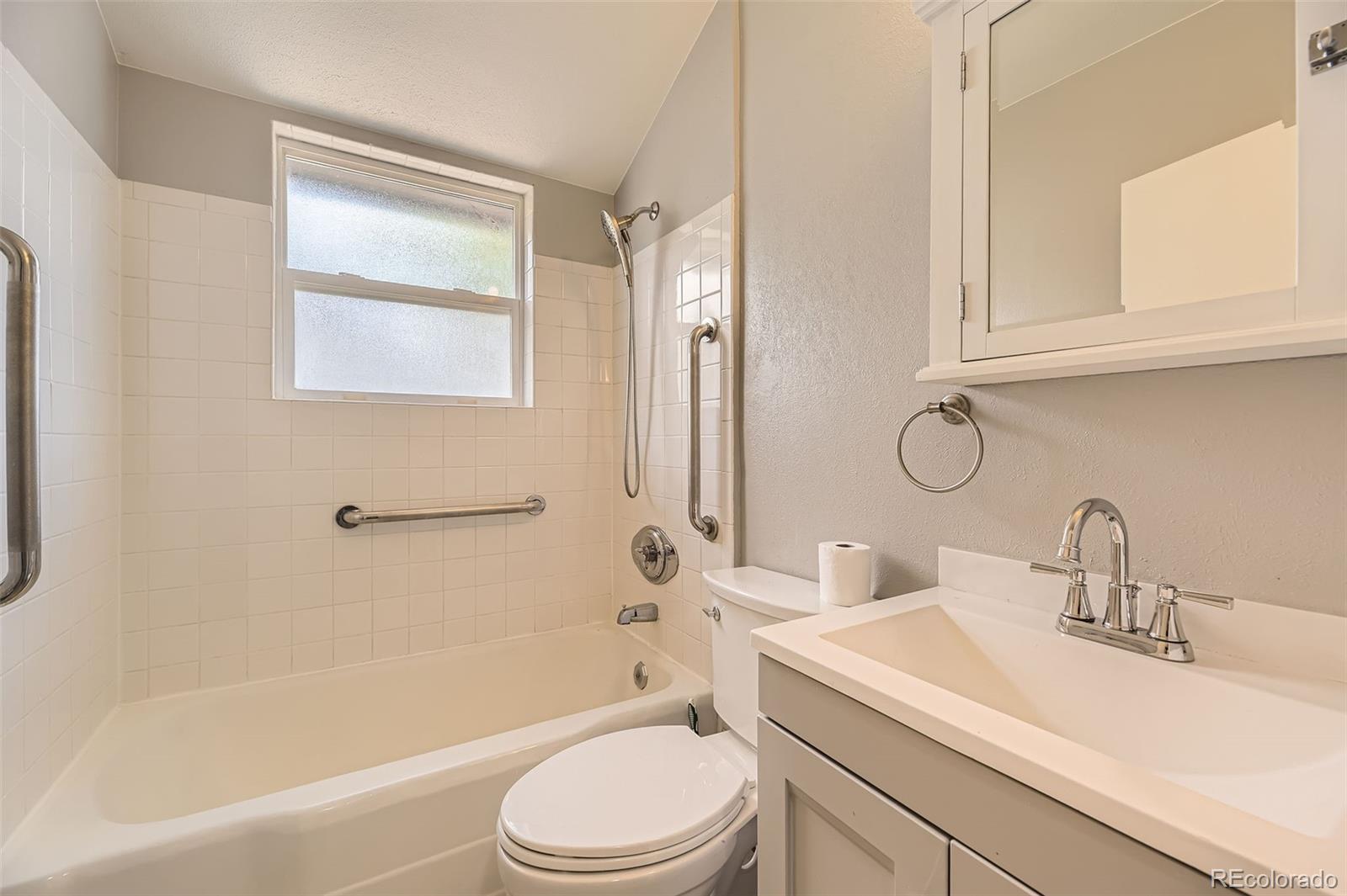 MLS Image #14 for 1187  syracuse street,denver, Colorado