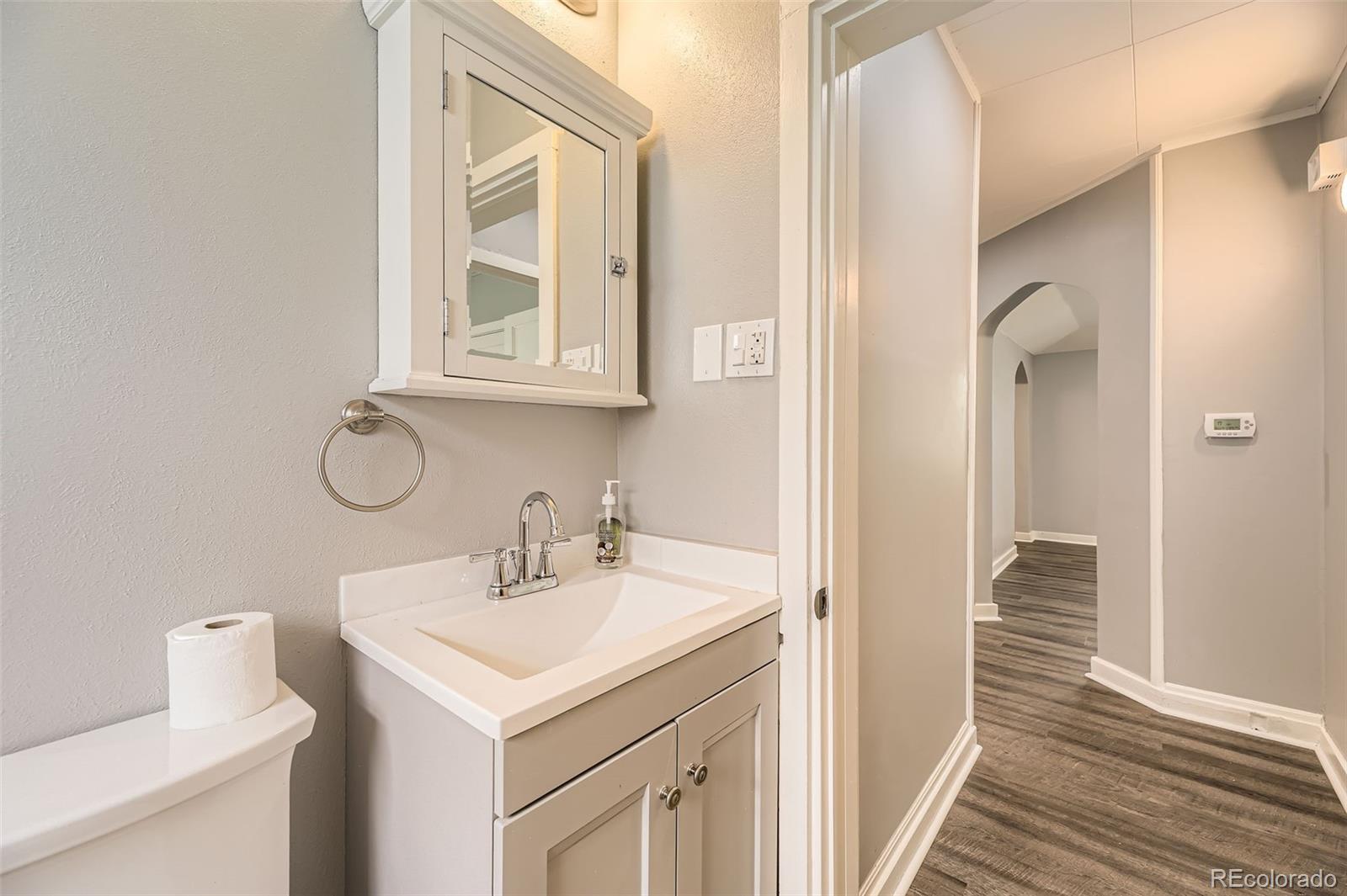 MLS Image #15 for 1187  syracuse street,denver, Colorado