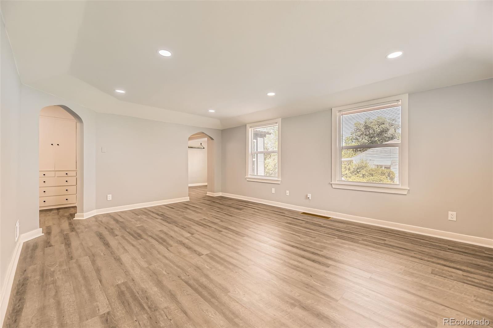 MLS Image #3 for 1187  syracuse street,denver, Colorado