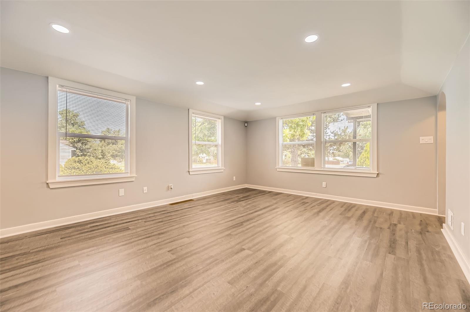 MLS Image #4 for 1187  syracuse street,denver, Colorado