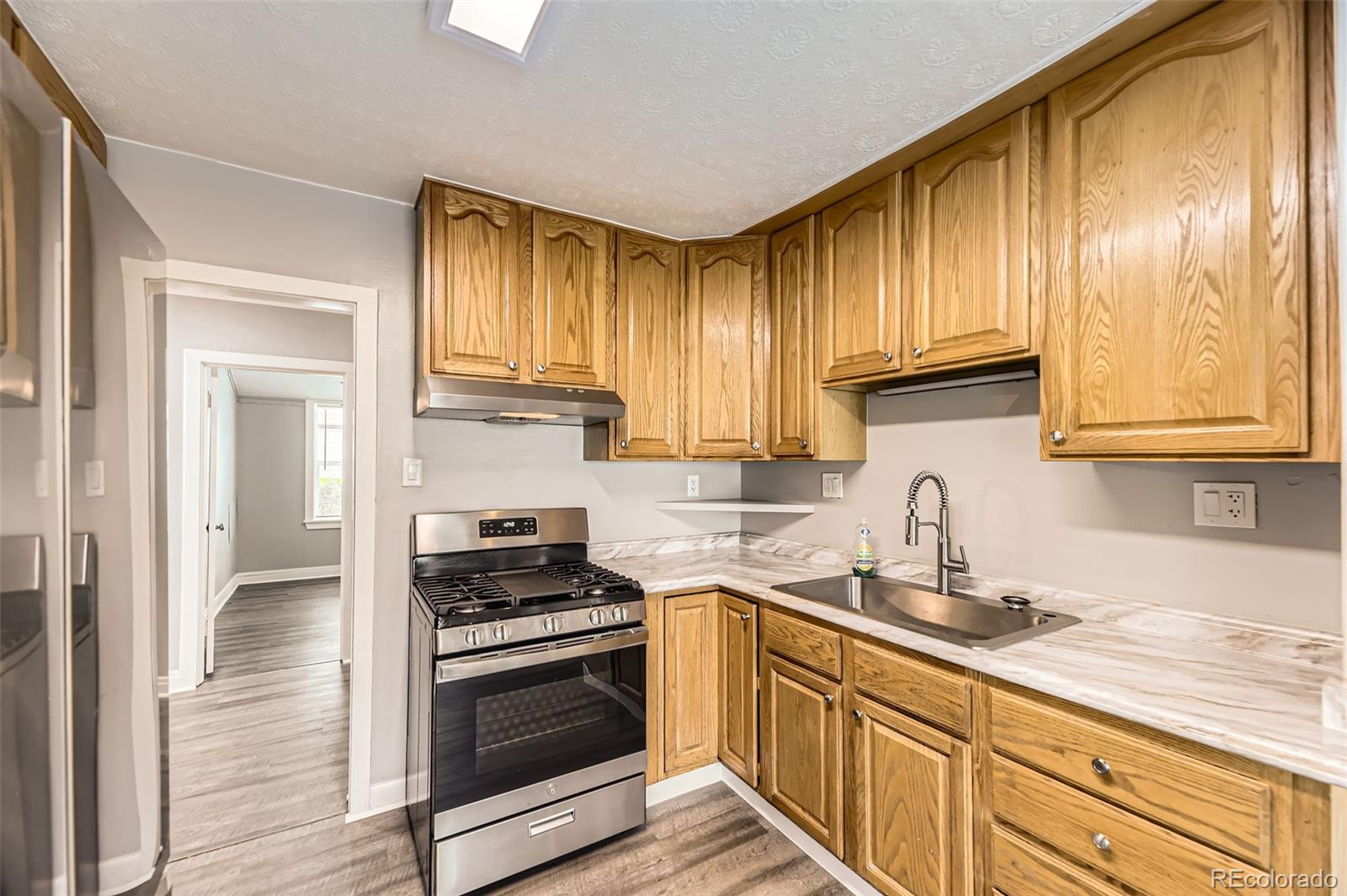 MLS Image #6 for 1187  syracuse street,denver, Colorado