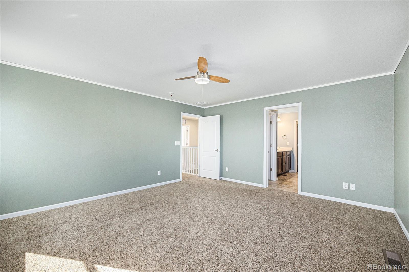 MLS Image #10 for 21383 e smoky hill road,centennial, Colorado