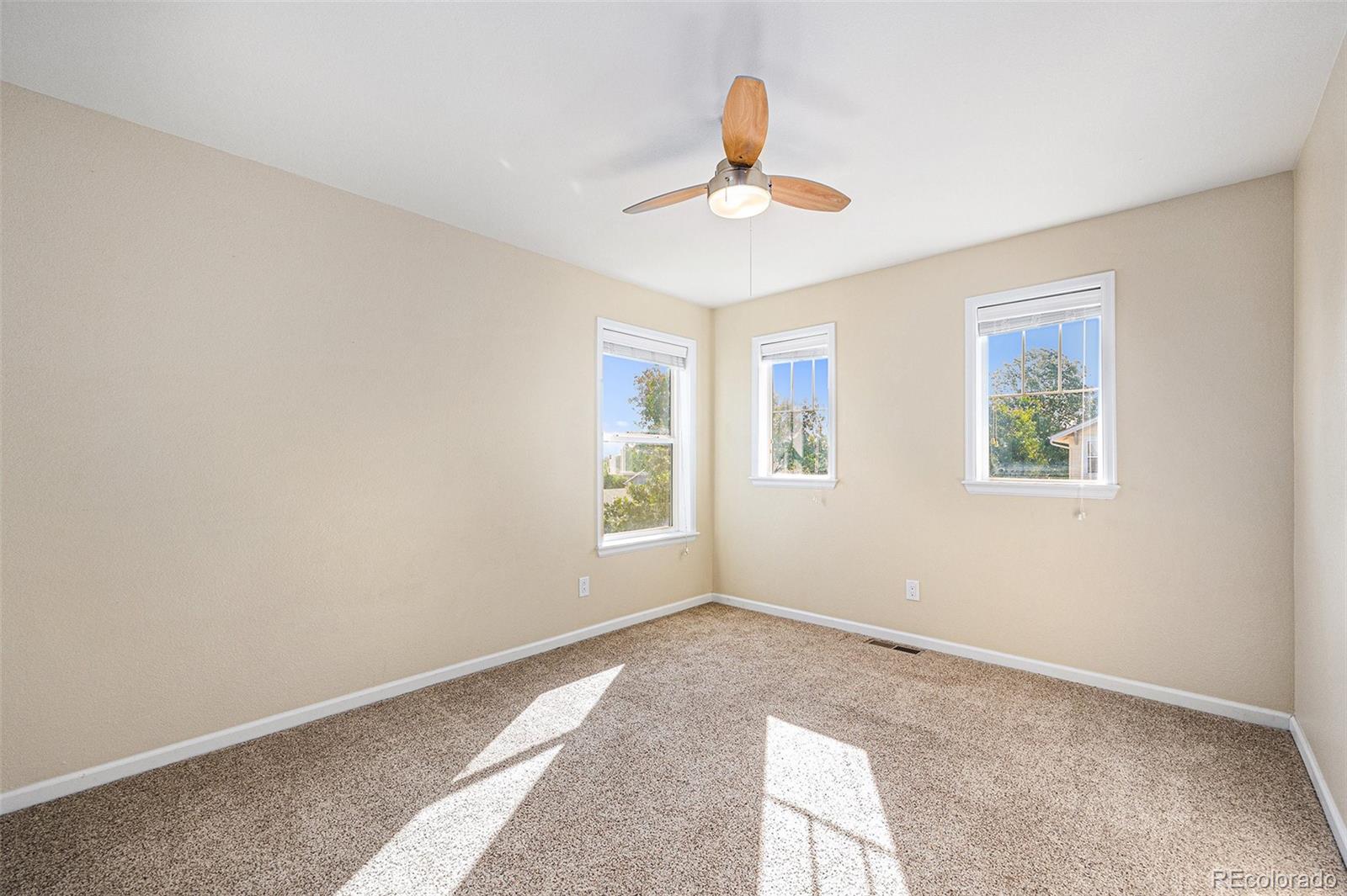 MLS Image #14 for 21383 e smoky hill road,centennial, Colorado