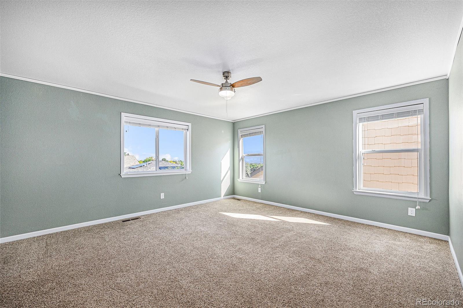 MLS Image #9 for 21383 e smoky hill road,centennial, Colorado