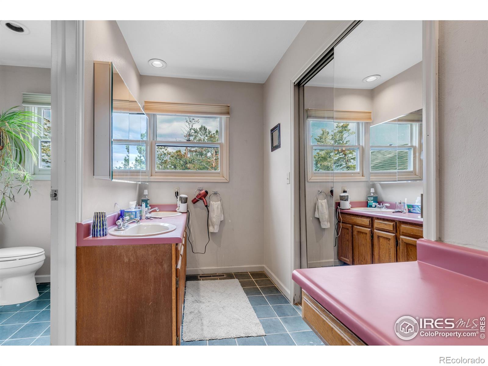 MLS Image #11 for 394  deer trail circle,boulder, Colorado
