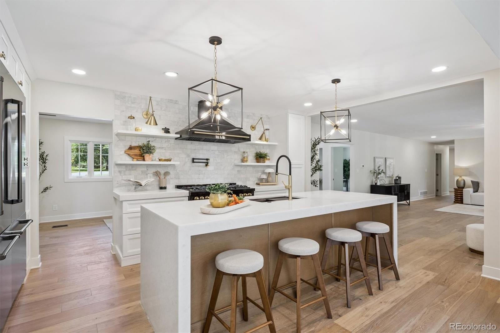 MLS Image #12 for 3360 s columbine circle,englewood, Colorado