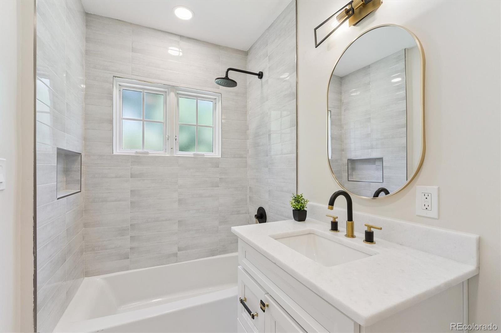 MLS Image #23 for 3360 s columbine circle,englewood, Colorado