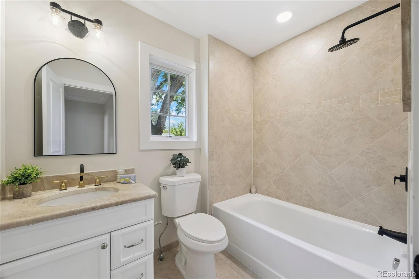 MLS Image #35 for 3360 s columbine circle,englewood, Colorado