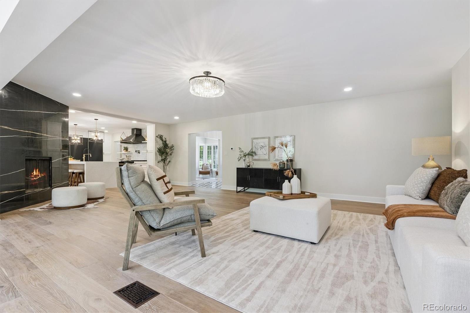 MLS Image #6 for 3360 s columbine circle,englewood, Colorado
