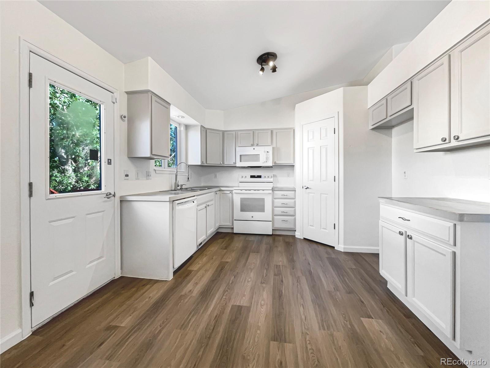MLS Image #10 for 542  hawthorn circle,frederick, Colorado