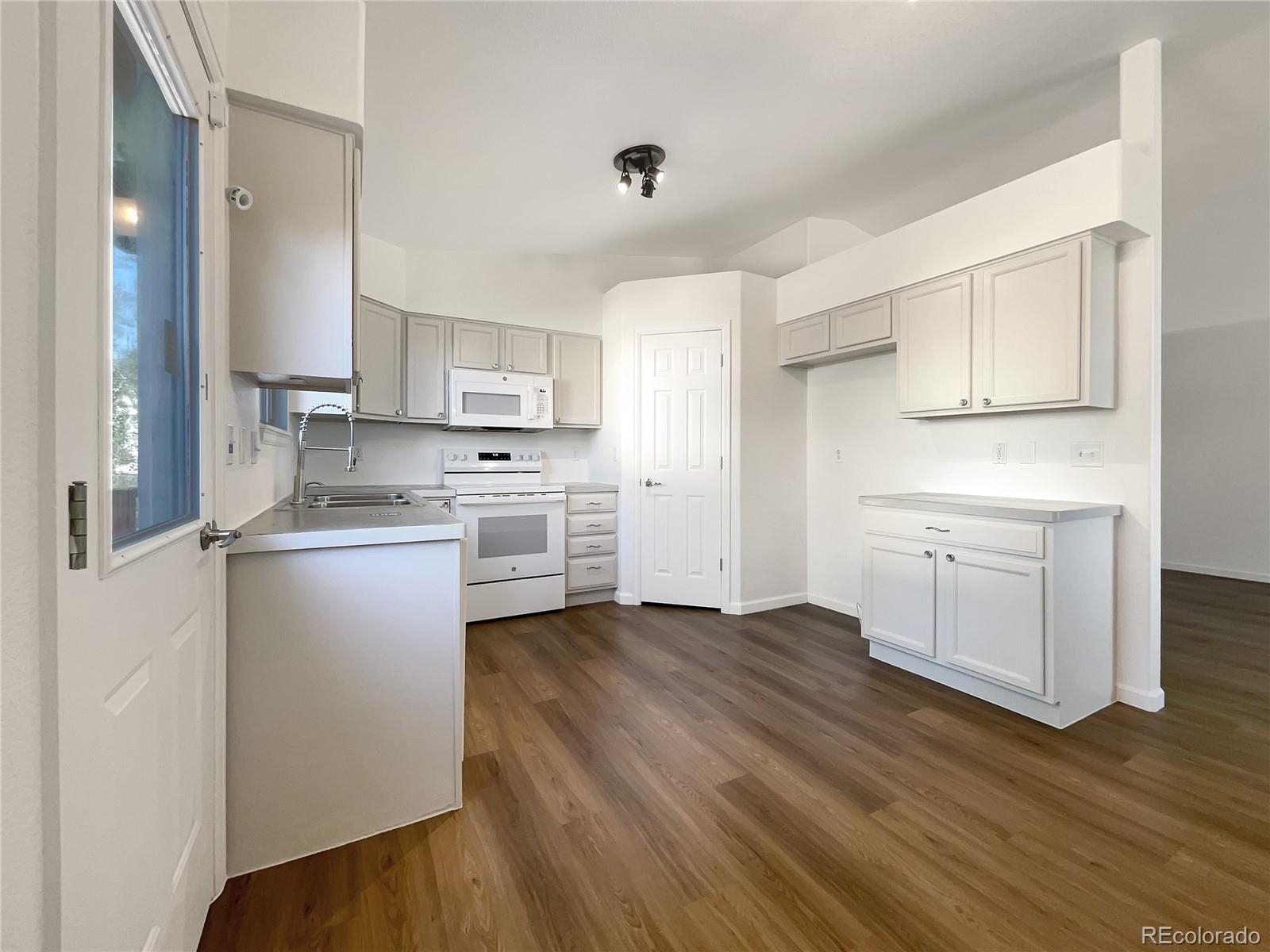 MLS Image #11 for 542  hawthorn circle,frederick, Colorado