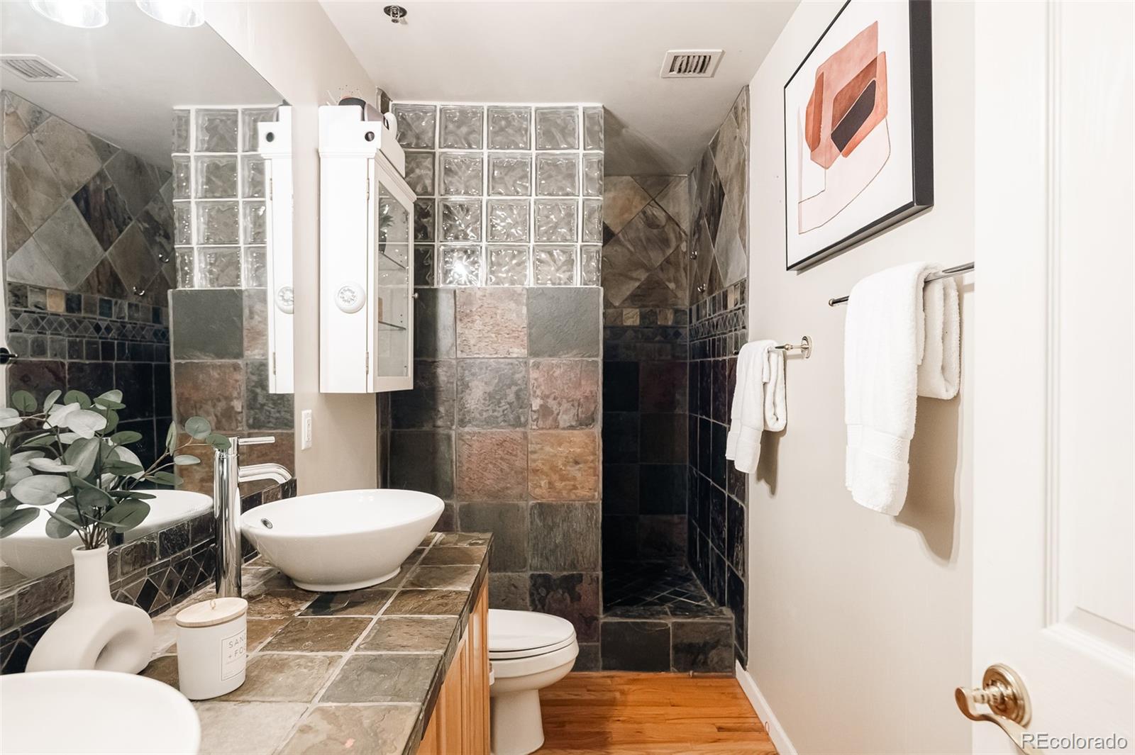 MLS Image #25 for 1555  california street 609,denver, Colorado