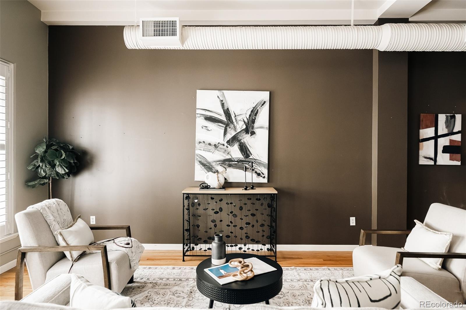MLS Image #8 for 1555  california street 609,denver, Colorado