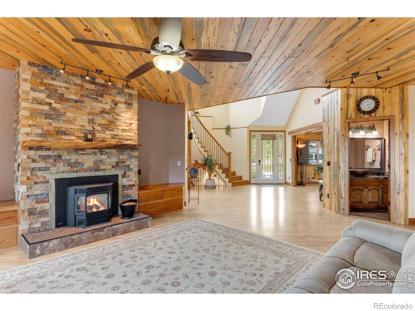 MLS Image #17 for 60  chieftain court,lyons, Colorado