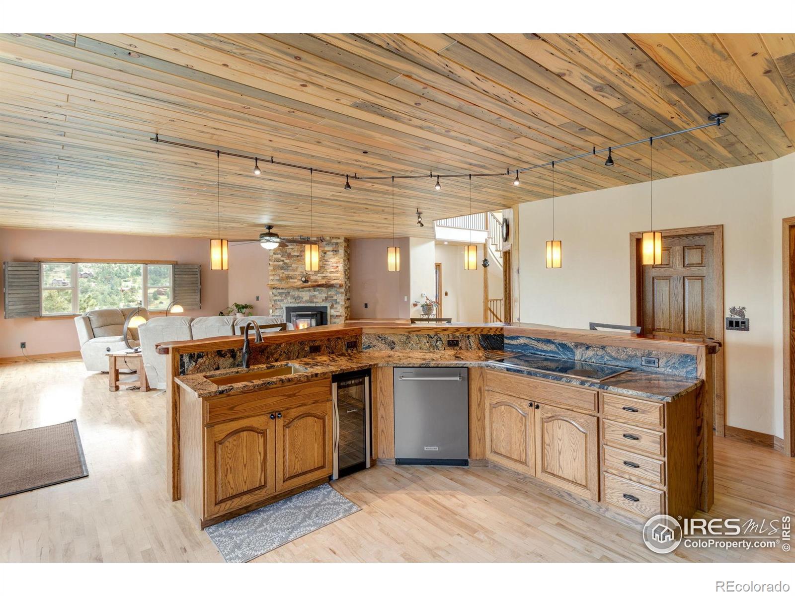 MLS Image #21 for 60  chieftain court,lyons, Colorado