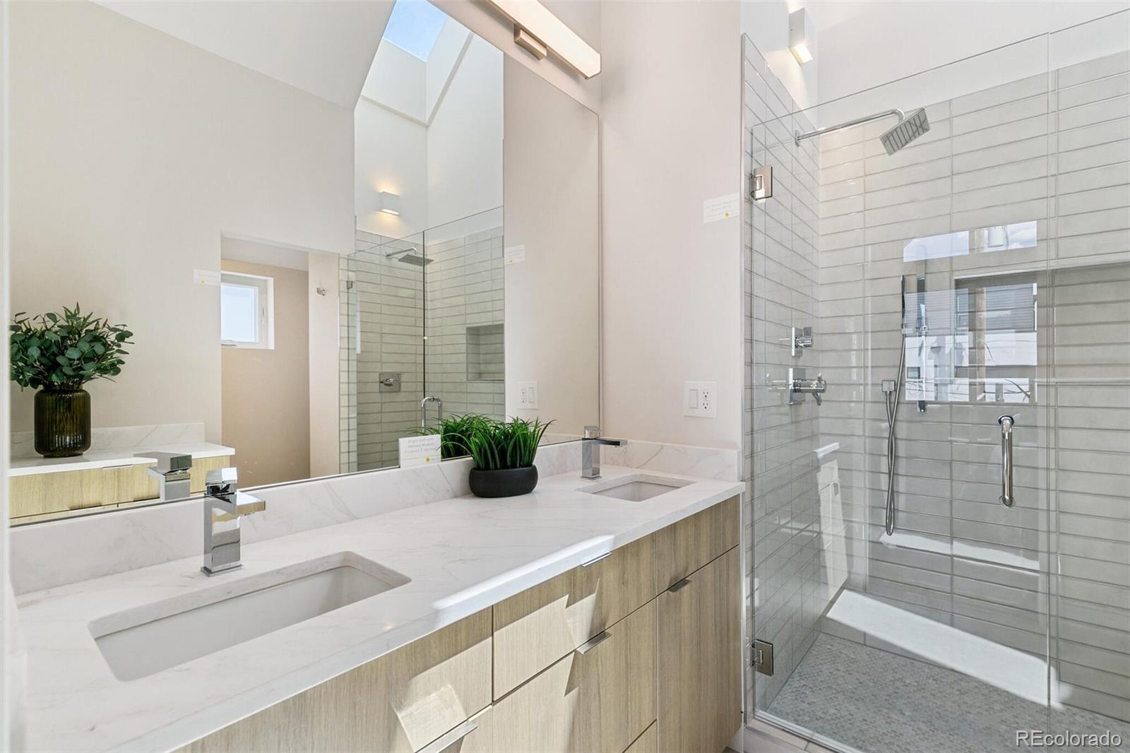 MLS Image #22 for 2403 s cherokee street,denver, Colorado